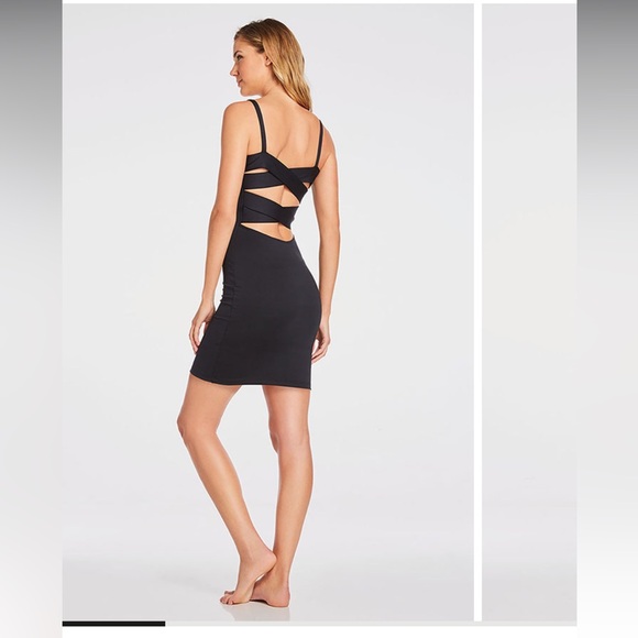 Fabletics Malindi Dress - Picture 12 of 13